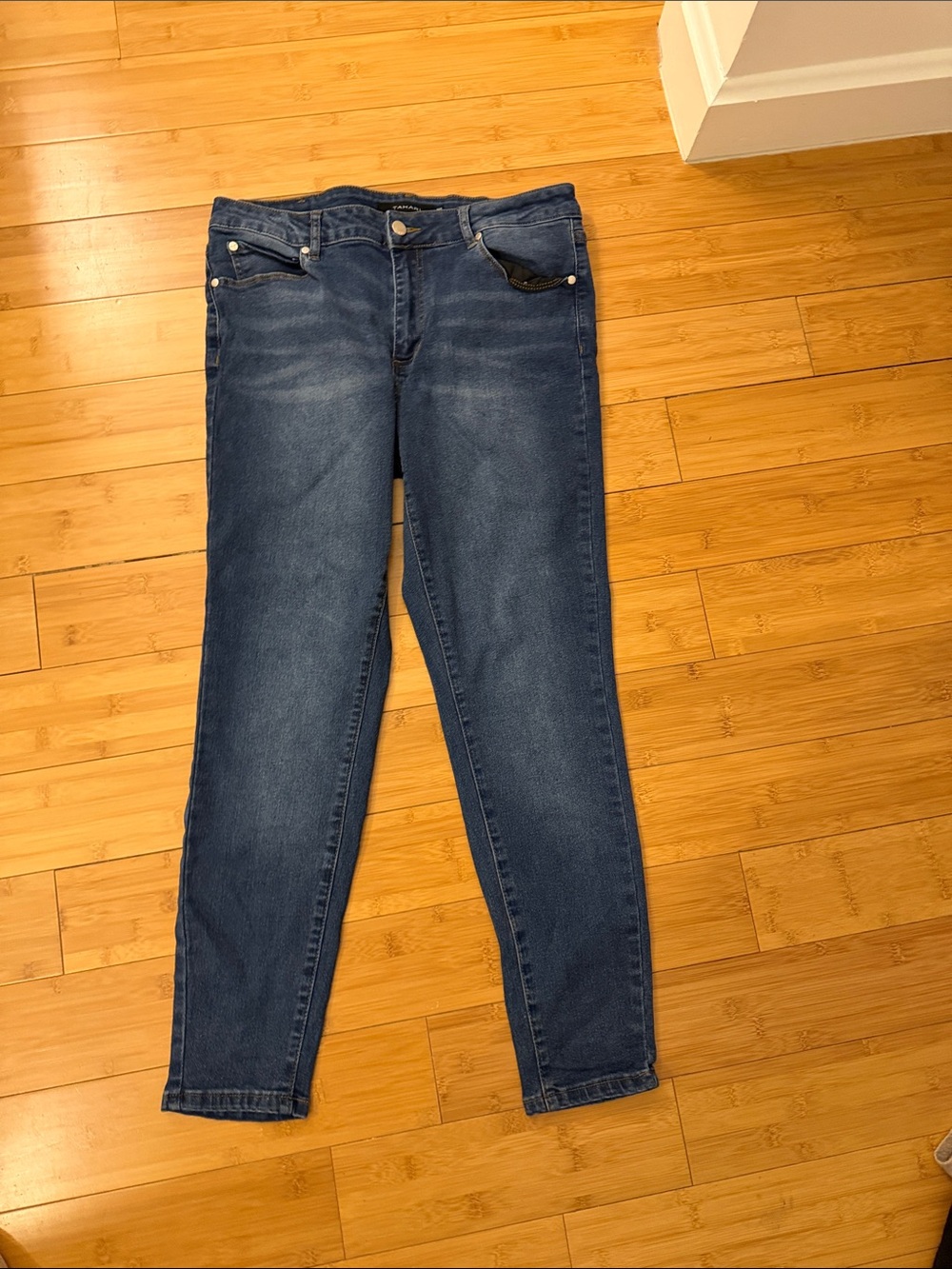 Tahari Dark Blue Stretch Skinny Jeans